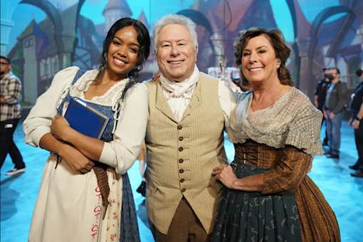 Alan performs on ABC's ‘Beauty and the Beast Live 30th Anniversary Celebration’